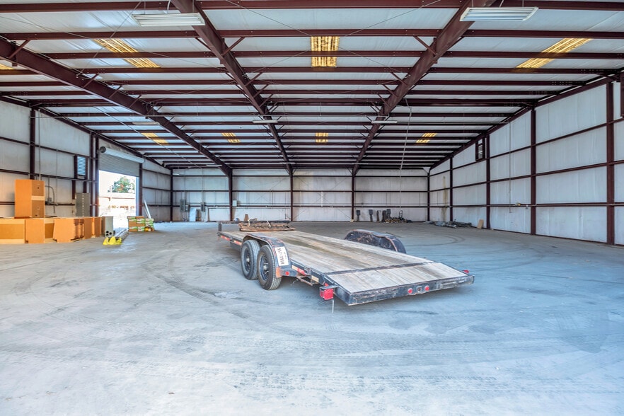 More Photos Of 1406-1420 Telephone Rd, Houston Showroom For Sale