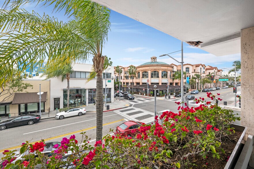 More Photos Of 270 N Canon Dr, Beverly Hills Office For Lease