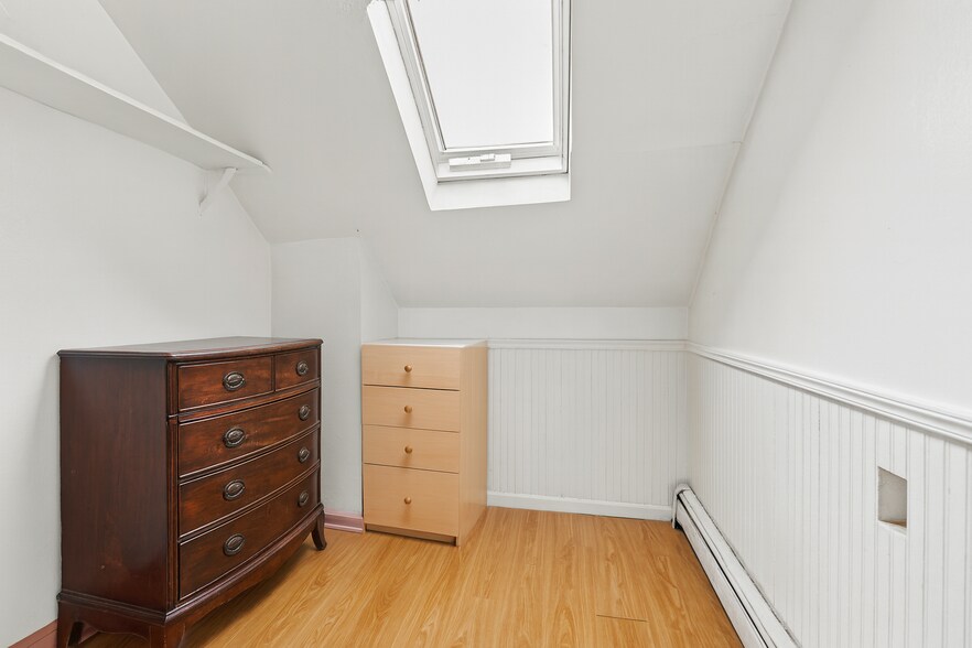 More Photos Of 350 E 193rd St, Bronx Apartments For Sale