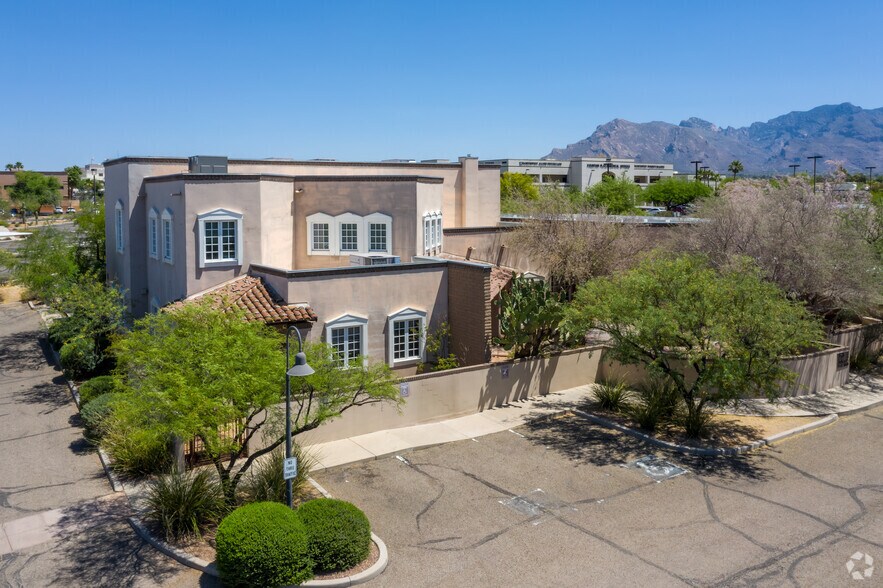 Primary Photo Of 2020 W Rudasill Rd, Tucson Office For Sale