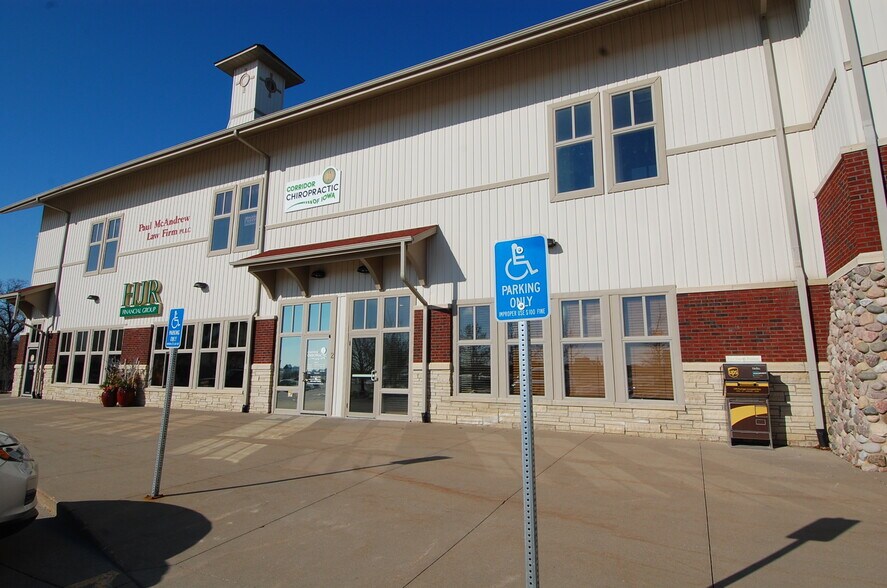 More Photos Of 2771 Oakdale Blvd, Coralville Storefront Retail Office For Sale