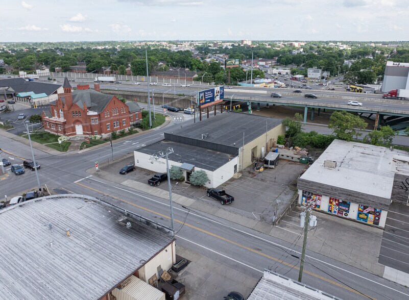 Primary Photo Of 901 2nd Ave S, Nashville Warehouse For Lease