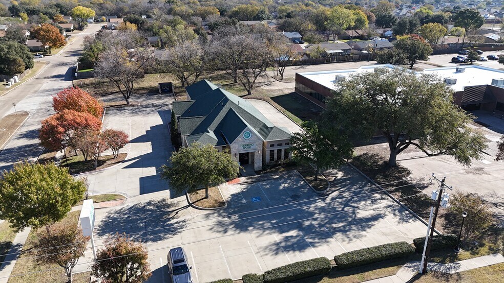 More Photos Of 2317 S Belt Line Rd, Grand Prairie Bank For Sale
