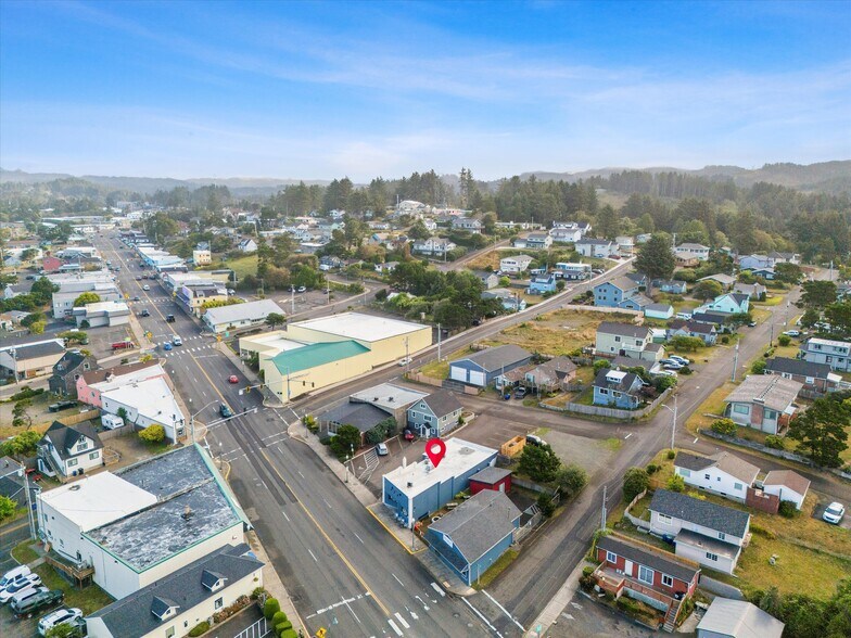 More Photos Of 1330 NE Highway 101, Lincoln City Restaurant For Sale