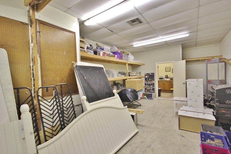 More Photos Of 101-181 Commercial Sq, Slidell Storefront Retail Office For Lease