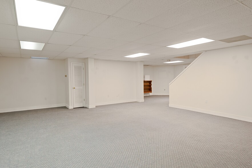 More Photos Of 10674 Wall Triana Hwy, Toney Hospitality For Sale