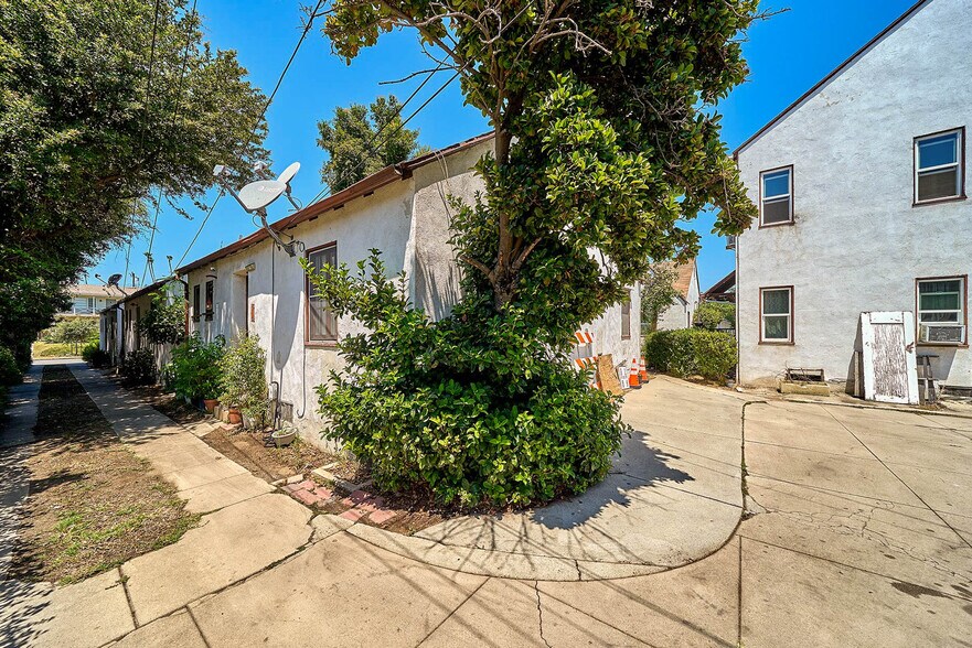 More Photos Of 204 S Olive Ave, Alhambra Apartments For Sale