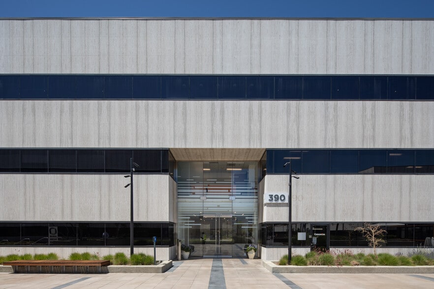 More Photos Of 300 N Pacific Coast Hwy, El Segundo Unknown For Lease