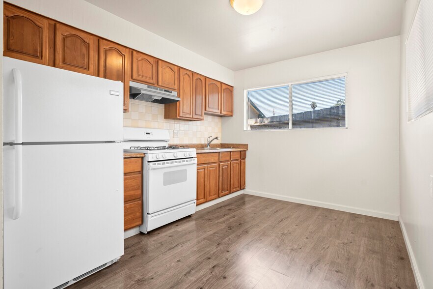 More Photos Of 24586-24598 Sybil Ave, Hayward Apartments For Sale