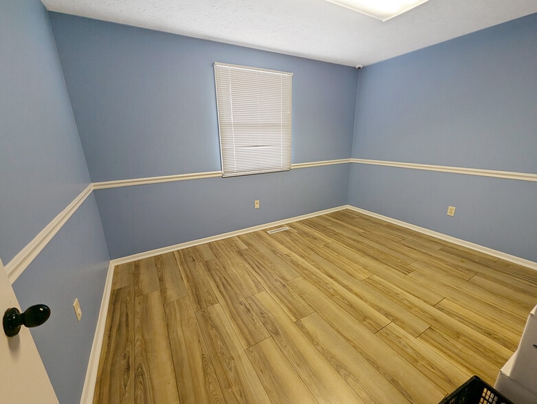 More Photos Of 250 Alhambra Ave, Frankfort Office Residential For Sale