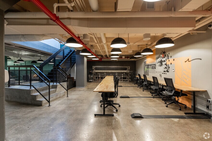 More Photos Of 109 S 5th St, Brooklyn Coworking Space