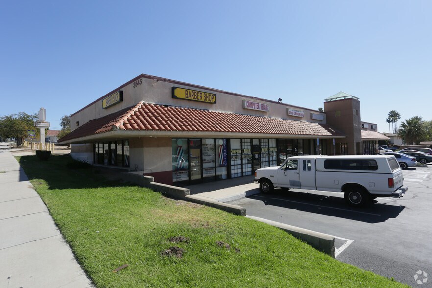 More Photos Of 3545 E Highland Ave, Highland Freestanding For Lease
