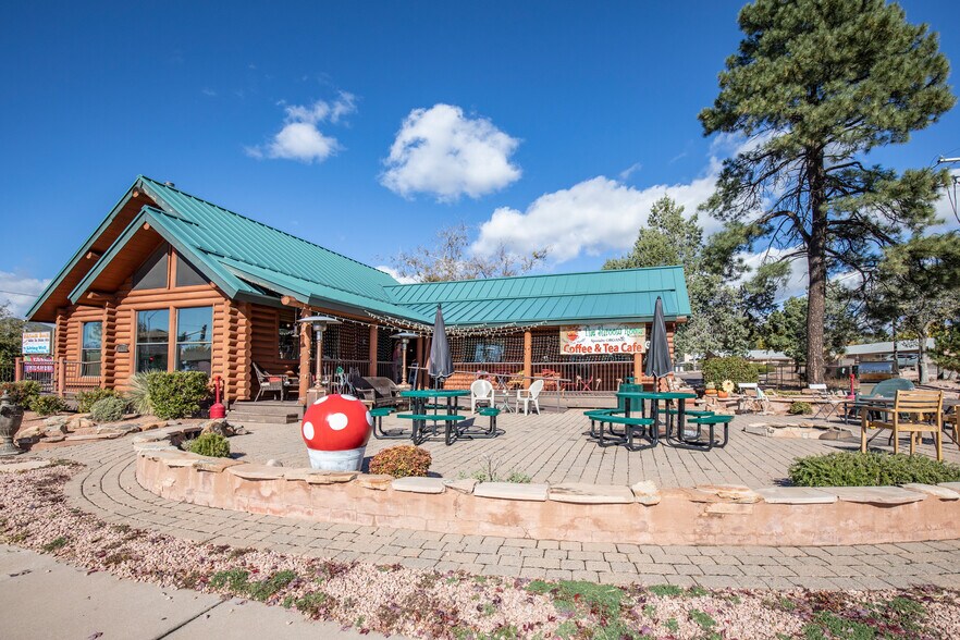 More Photos Of 102 E Main St, Payson General Retail For Sale