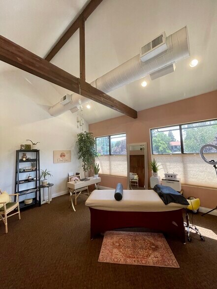 More Photos Of 499 W Plumb Ln, Reno Office For Sale