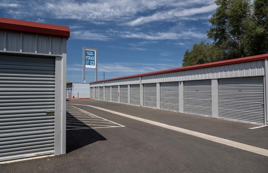 More Photos Of 3445 Coach Ln, Cameron Park Self Storage For Sale