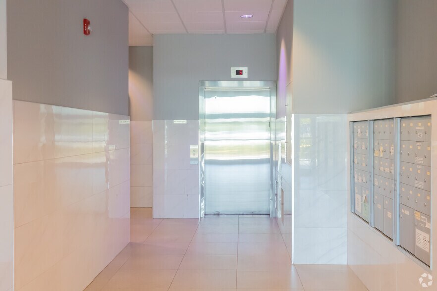 More Photos Of 520 Ellesmere Rd, Toronto Medical For Lease