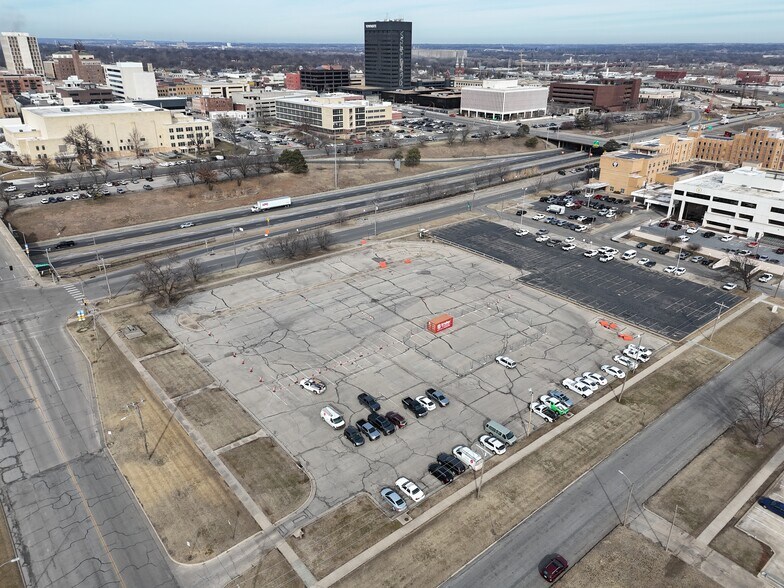 More Photos Of 400 SE 8th Ave, Topeka Land For Sale