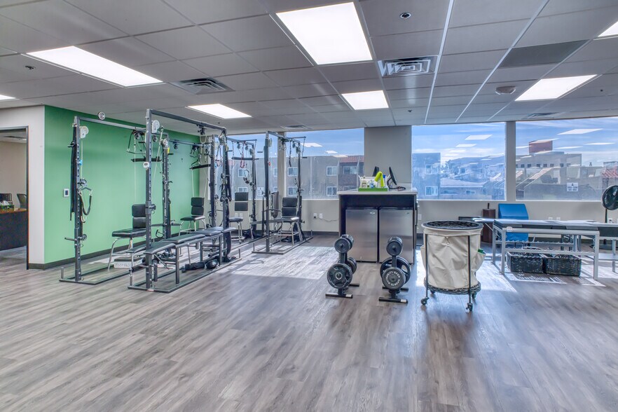 More Photos Of 2770 S Maryland Pky, Las Vegas Office For Lease