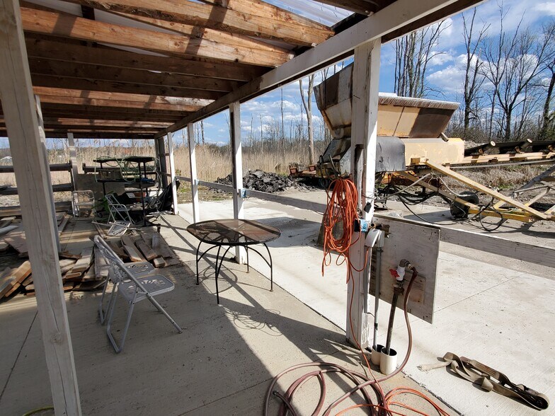 More Photos Of 12989 Mayfield Rd, Chardon Warehouse For Sale