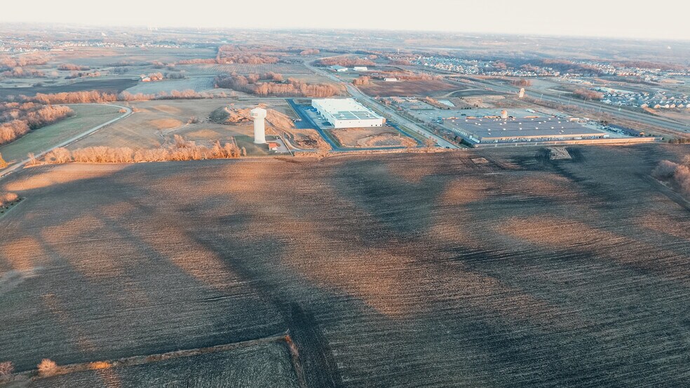 More Photos Of xxx US Highway 212, Chaska Land For Sale