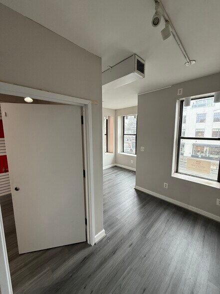 More Photos Of 1843 14th St NW, Washington Storefront For Lease
