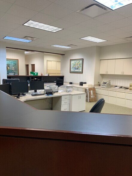 More Photos Of 5444 Riverside Dr, Macon-Bibb Office For Lease