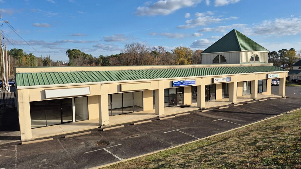 More Photos Of 1801 Higdon Ferry Rd, Hot Springs Self Storage For Lease