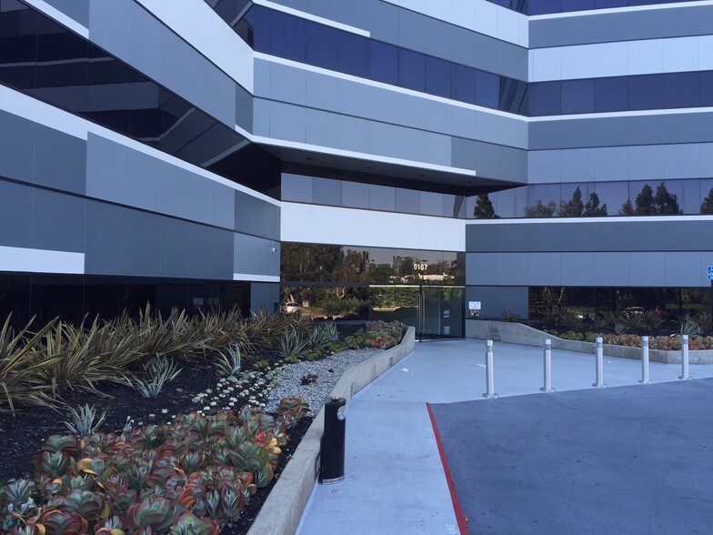 More Photos Of 6167 Bristol Pky, Culver City Loft Creative Space For Lease