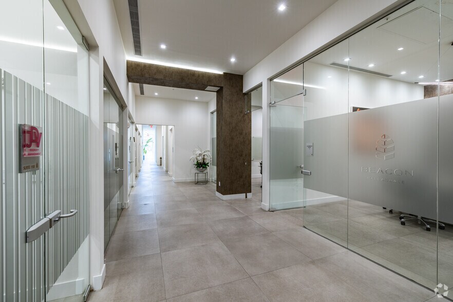 More Photos Of 800 SE 4th Ave, Hallandale Beach Office For Lease