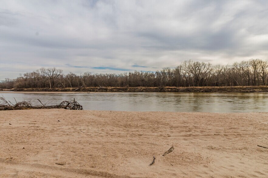 More Photos Of 79+/- Acres on 272nd Rd. Rd @ 41st Rd, Arkansas City Land For Sale