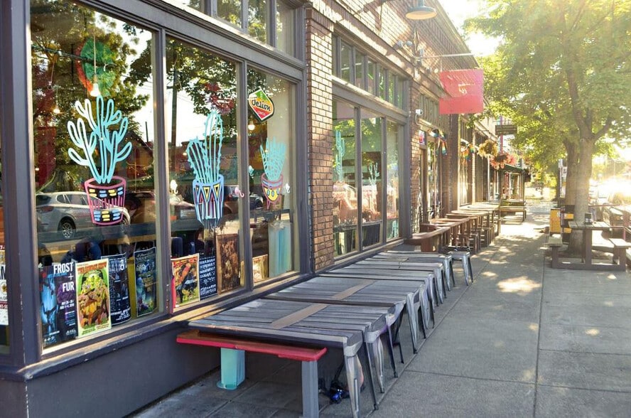 More Photos Of 2812 NE Alberta St, Portland Freestanding For Sale