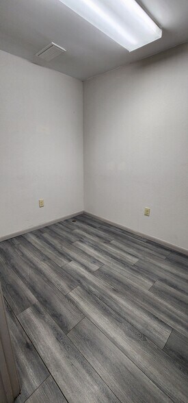 More Photos Of 2608 Matlock Rd, Arlington Medical For Lease