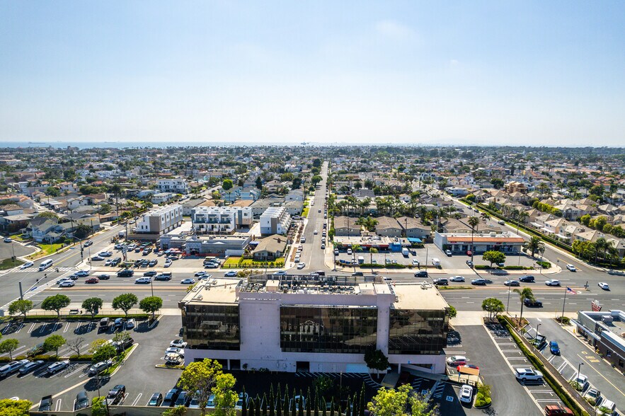 More Photos Of 20422 Beach Blvd, Huntington Beach Office For Sale