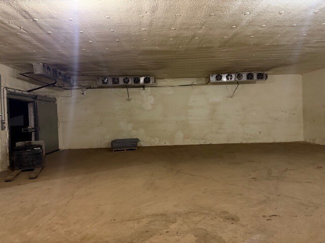 More Photos Of 2514 Foundry Pl, Clayville Industrial For Sale