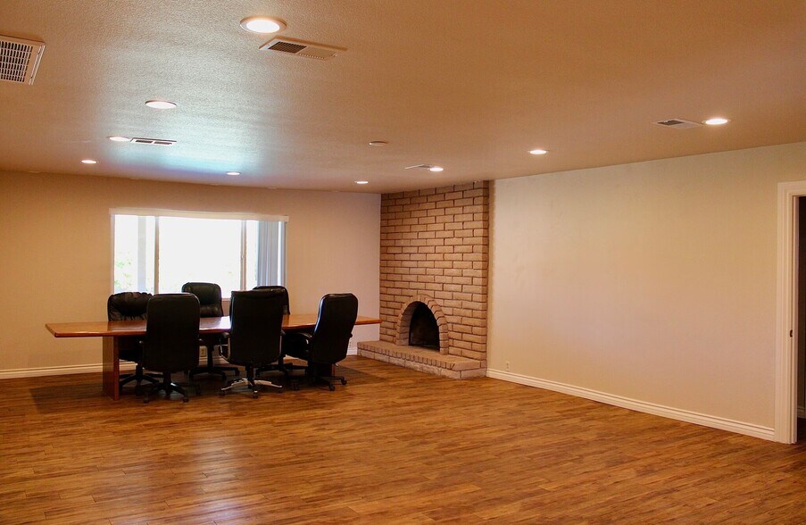 More Photos Of 8935 El Camino Rd, Las Vegas Land For Lease