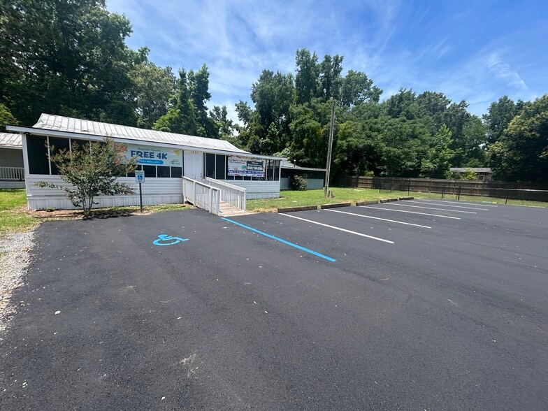 Primary Photo Of 1457 Main St, Bonneau Storefront Retail Office For Lease