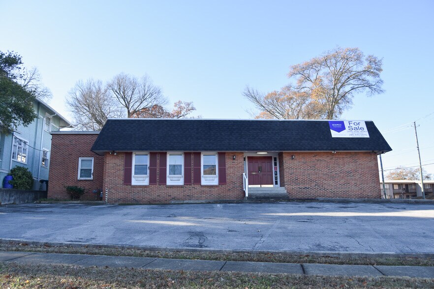 Primary Photo Of 1000 24th St S, Birmingham Medical For Sale