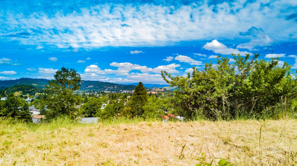 More Photos Of 2240 NW Merle Ave, Roseburg Land For Sale