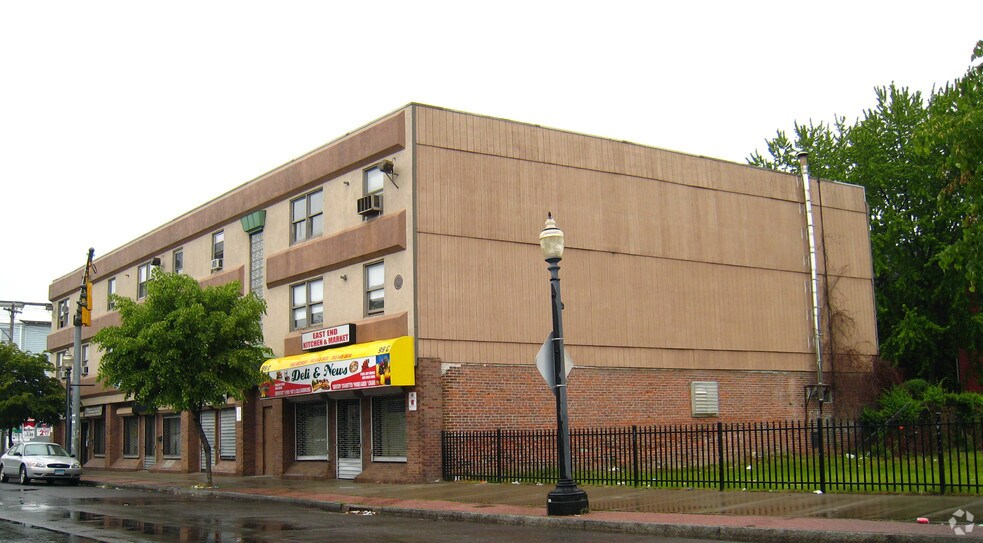 More Photos Of 1149 Stratford Ave, Bridgeport Apartments For Lease