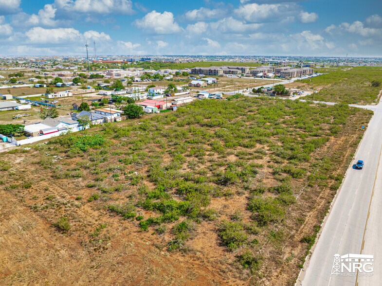 More Photos Of 1711 W Francis Ave, Midland Land For Sale