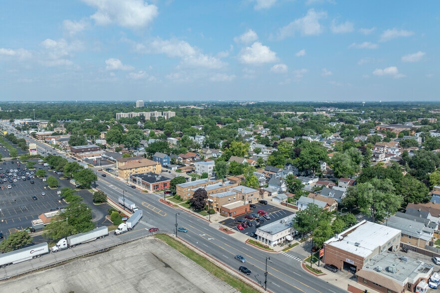 More Photos Of 7501-7507 W Roosevelt Rd, Forest Park Freestanding For Sale