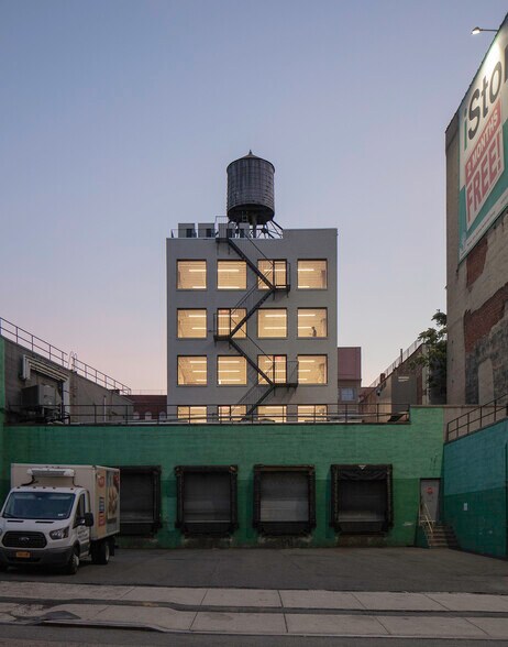 More Photos Of 77 Washington Ave, Brooklyn Loft Creative Space For Lease