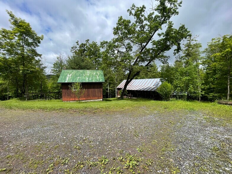 More Photos Of 853 Fairview Rd, Howard Apartments For Sale