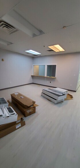More Photos Of 2905 Kingman St, Metairie Medical For Lease