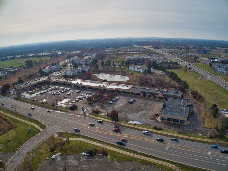 More Photos Of 4050-4184 E Grand River Ave, Howell Unknown For Lease