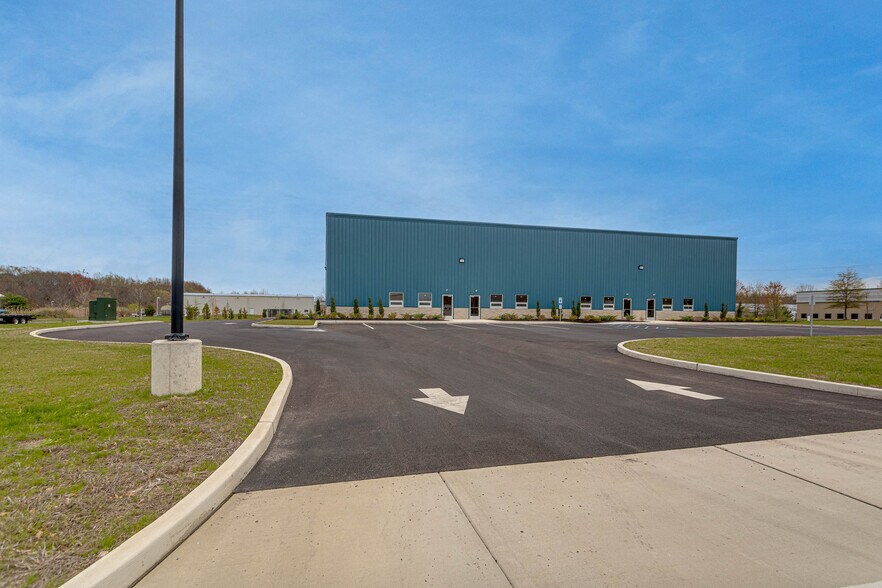 More Photos Of 1 Kerry Ct, Southampton Industrial For Sale