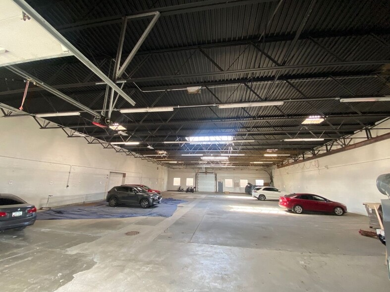 More Photos Of 1666-1672 N Ada St, Chicago Warehouse For Lease