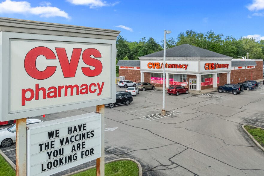 More Photos Of 1400 N High St, Hillsboro Drugstore For Sale