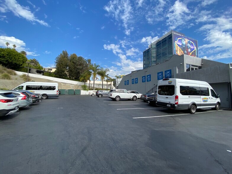 More Photos Of 8569 W Sunset Blvd, West Hollywood Freestanding For Lease