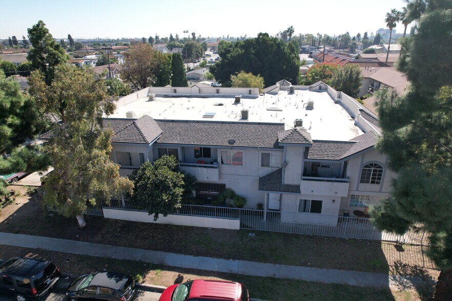 More Photos Of 6331 Los Robles Ave, Buena Park Apartments For Sale